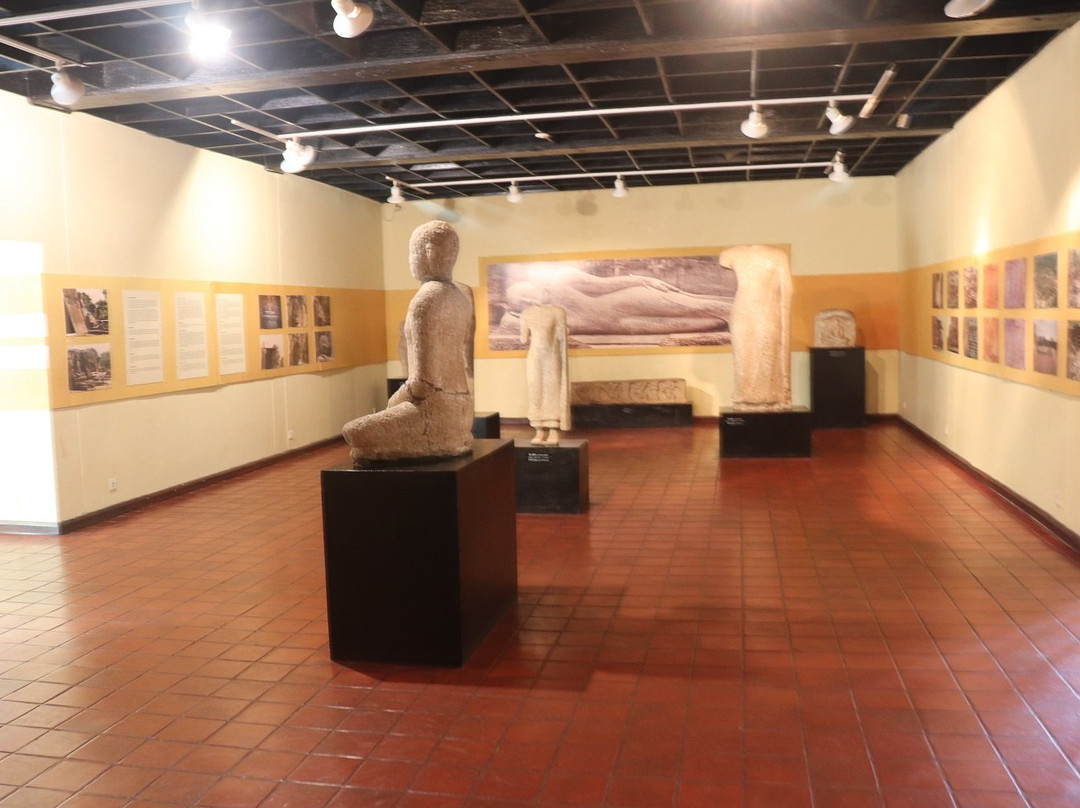 Archaeological Museum-波隆纳鲁瓦必去景点