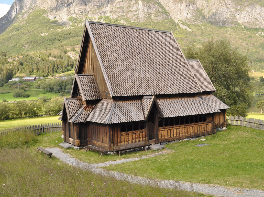 Oye Stave Church景点图片