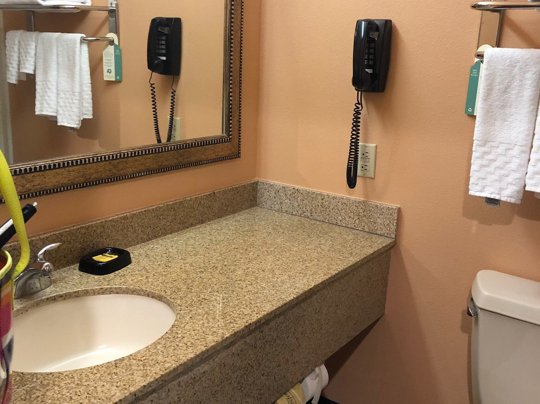 Best Western Plus Rama Inn & Suites主图