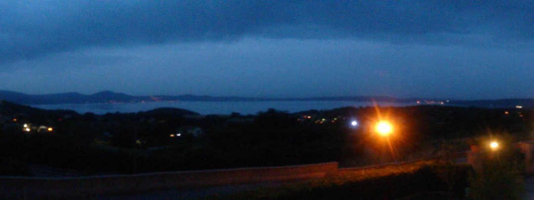 The White Villa主图