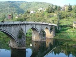 Pont Notre Dame XV eme , sur le Lot-Entraygues-sur-Truyere必去景点