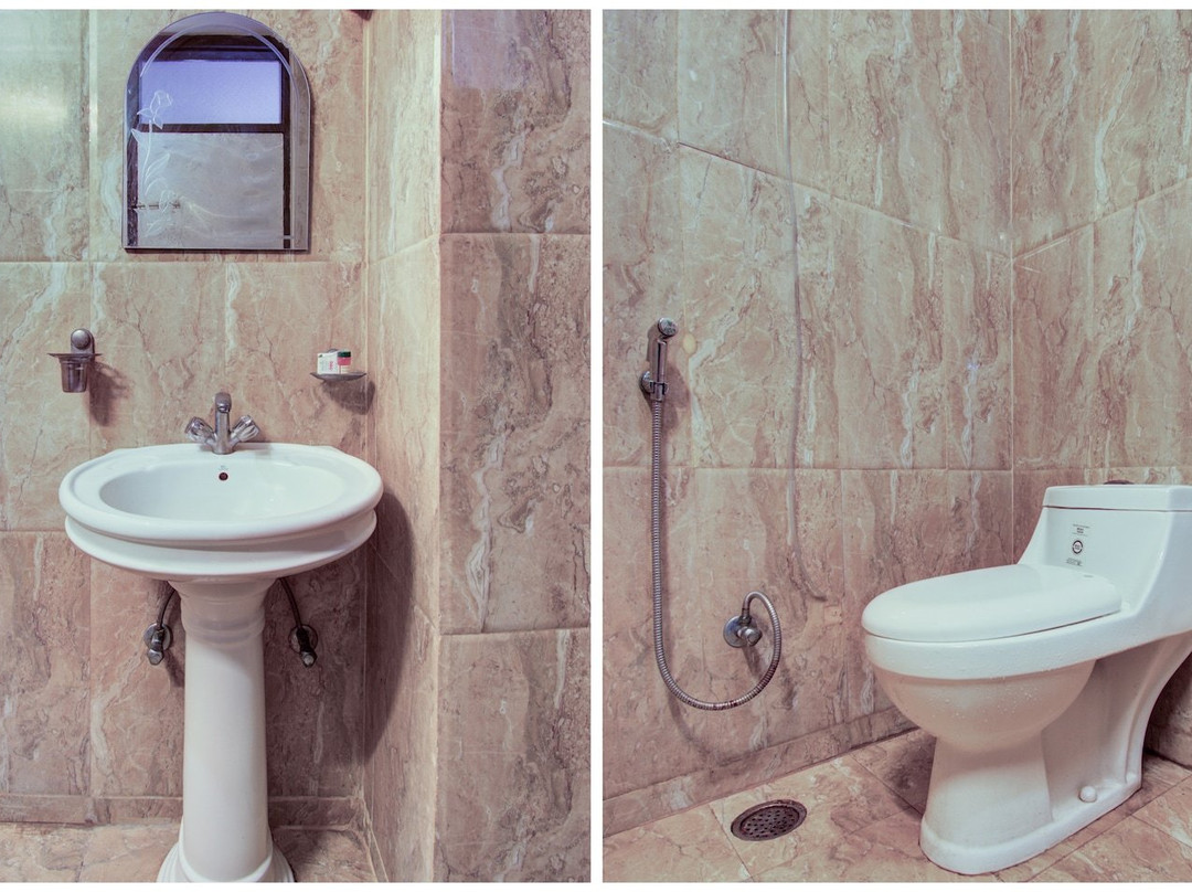 OYO 12849 Hotel Grand Akshay主图