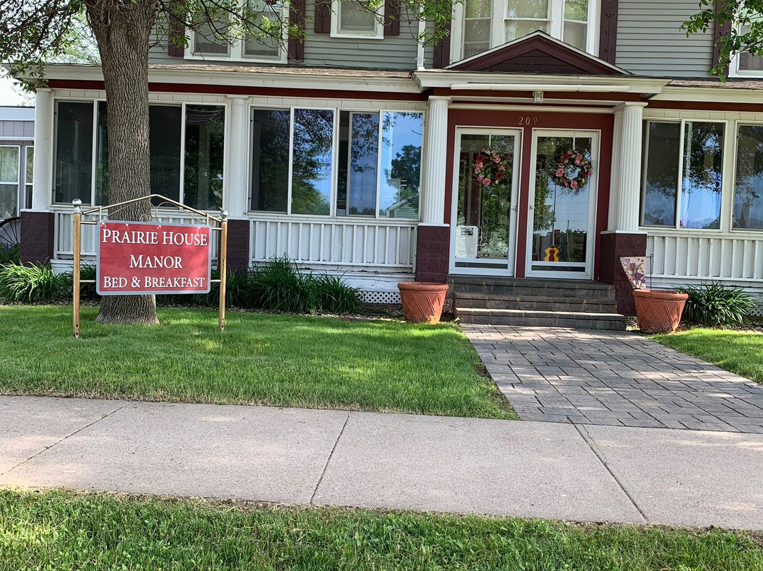 Prairie House Manor主图