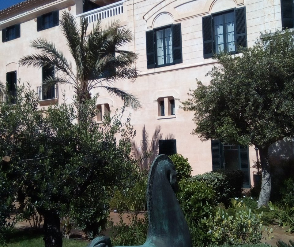 Museo Col.leccio Pintor Torrent-休达德亚必去景点