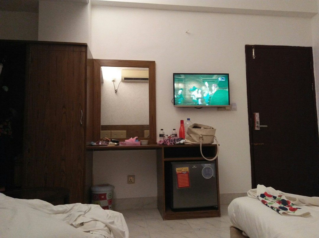 Hotel Favour Inn International主图