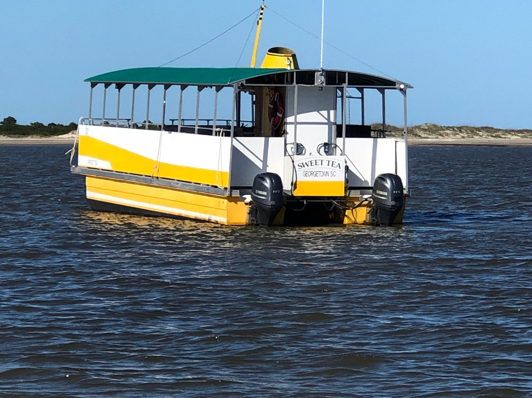 Island Picnic Cruise景点图片