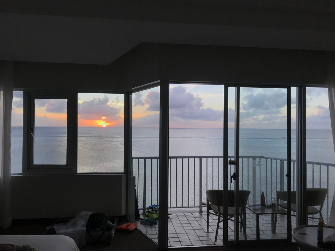 查兰卡诺亚海滩俱乐部酒店主图