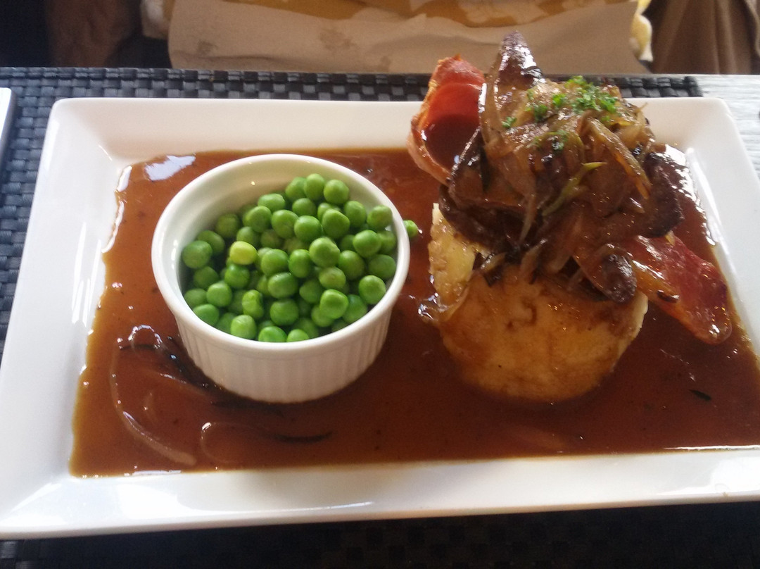 The Whalebone Pub and Scrimshaws Restaurant景点图片