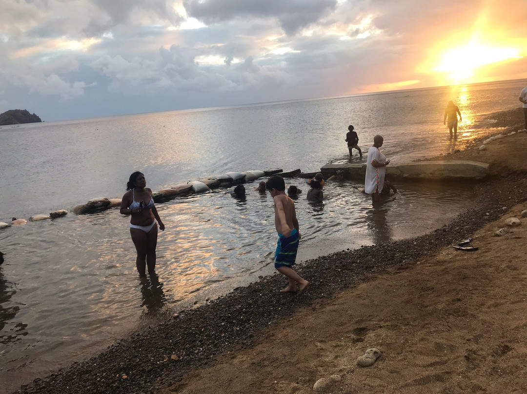 Bubble Beach Spa-Soufriere必去景点