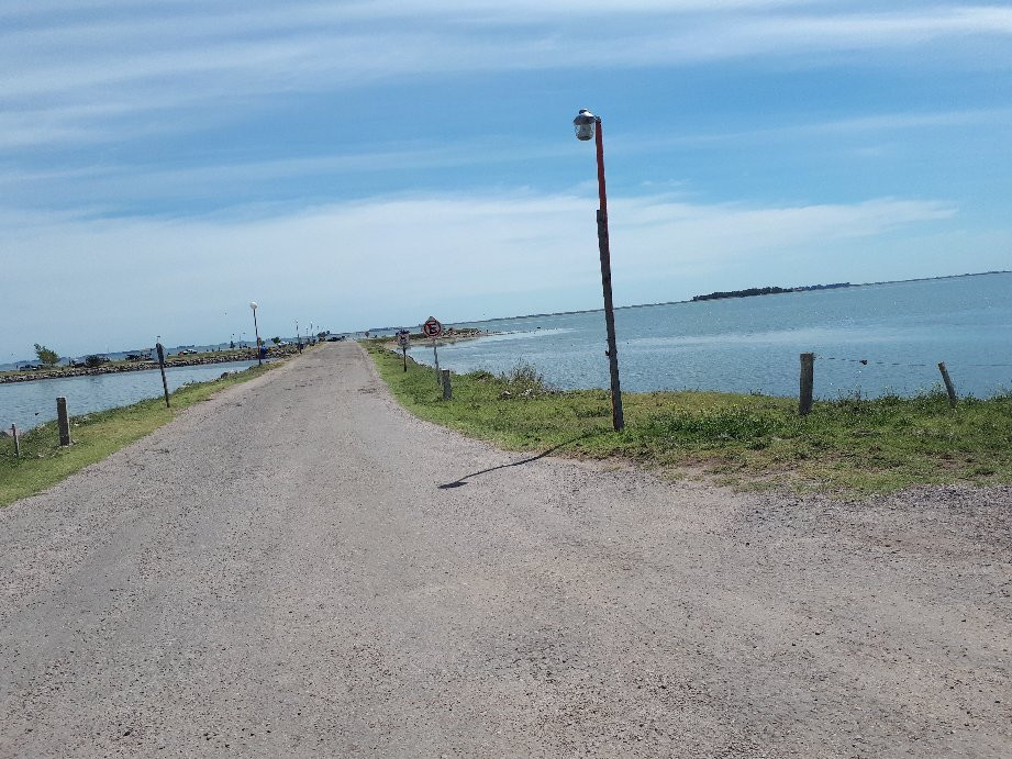 Laguna del Monte-Guamini必去景点