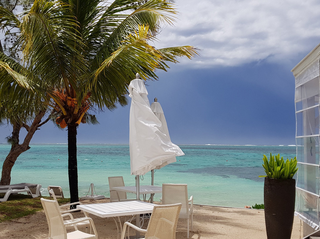 Astroea Beach Hotel主图