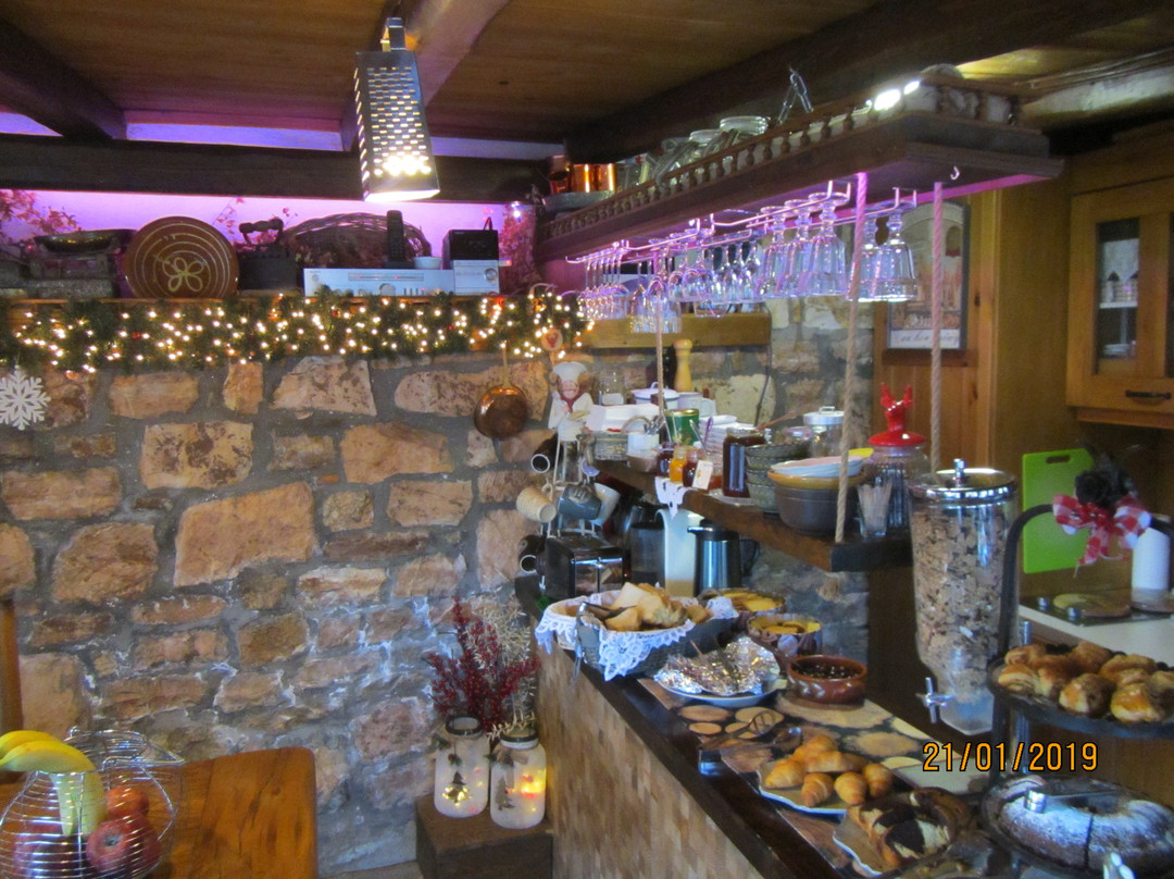 Magemeno Vouno主图