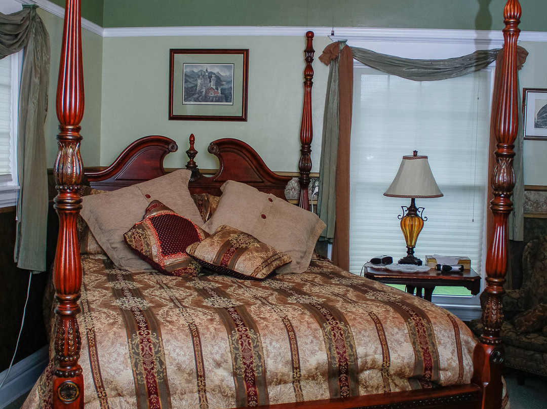 Smittle House Bed & Breakfast主图