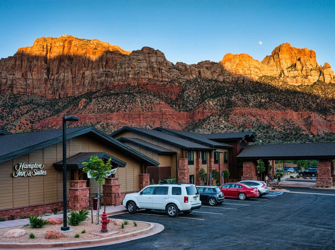 Hampton Inn & Suites Springdale/Zion National Park主图