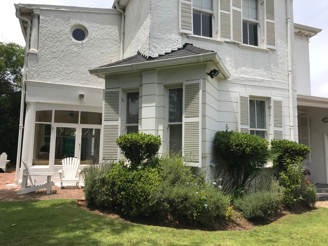 Brooklands House主图