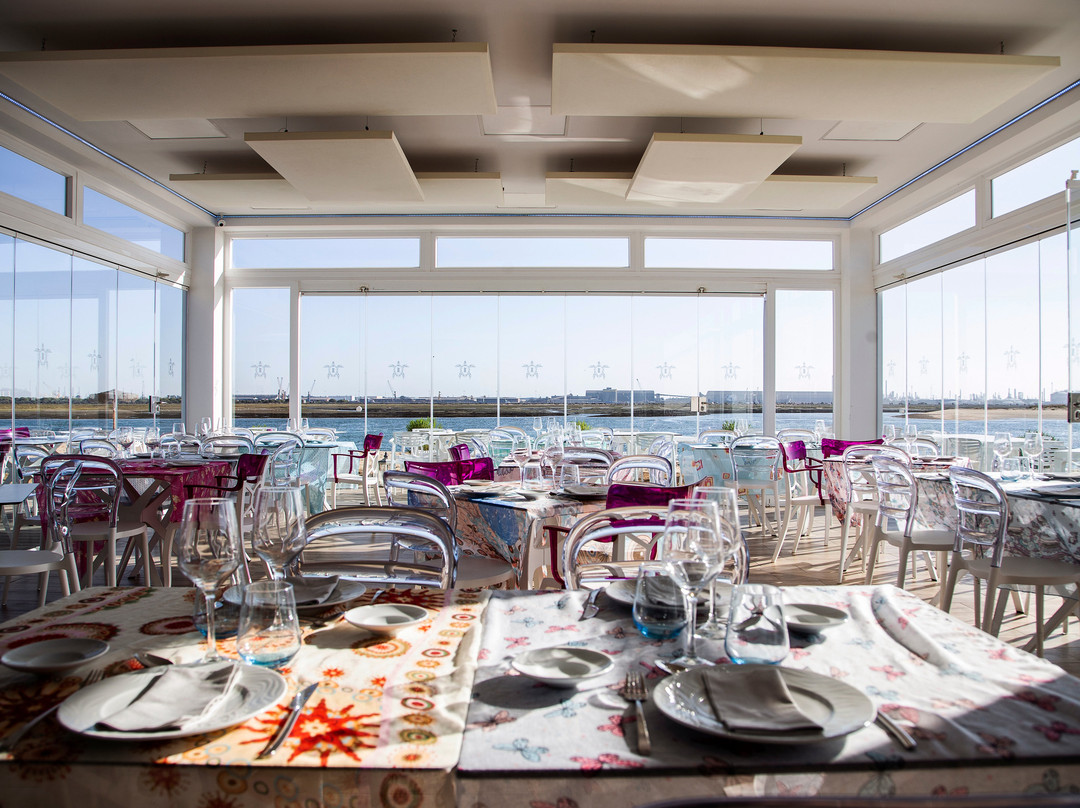 Uno Beach Club