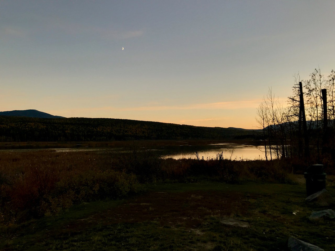 Elizabeth Lake Lodge主图