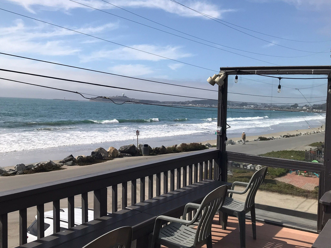 Bach Dancing & Dynamite Society-半月湾必去景点