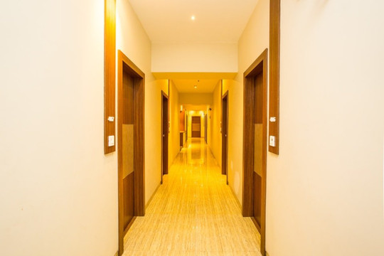 皇家经典酒店主图