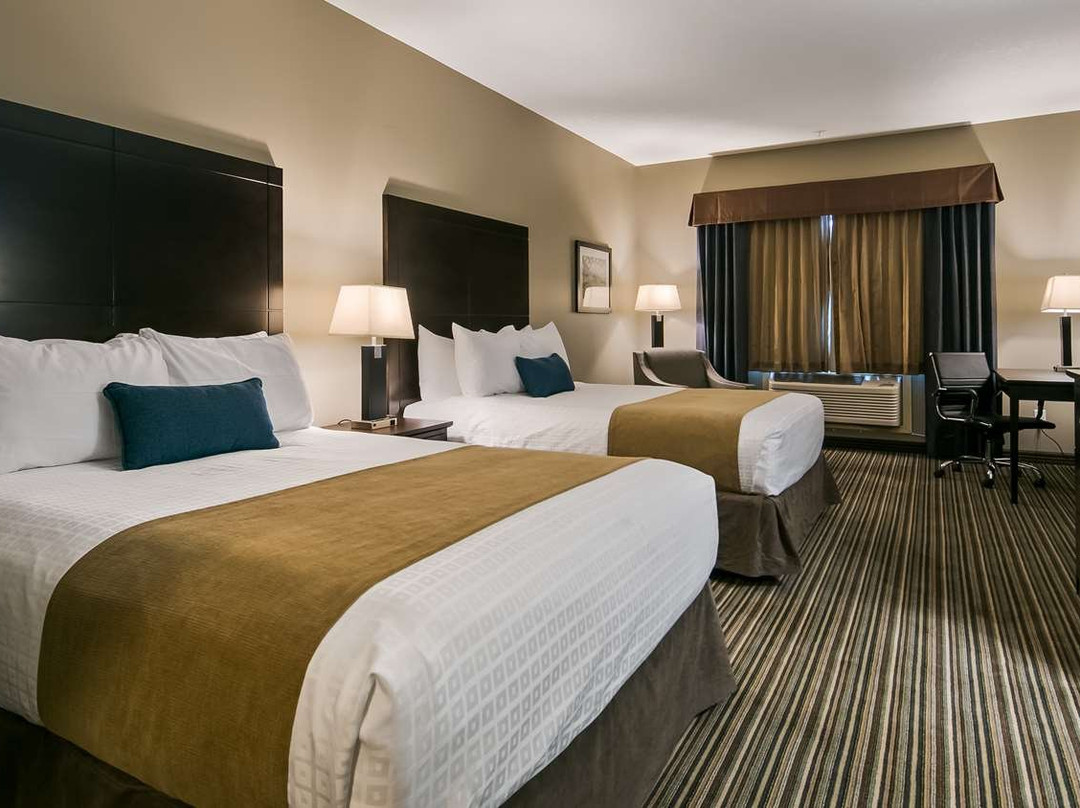 Best Western Plus Fort Saskatchewan Inn & Suites主图