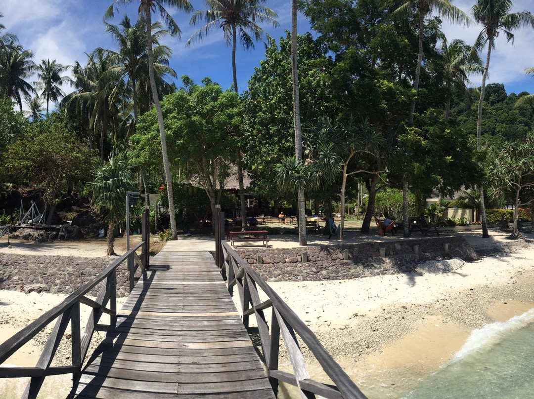 普拉维度假酒店主图