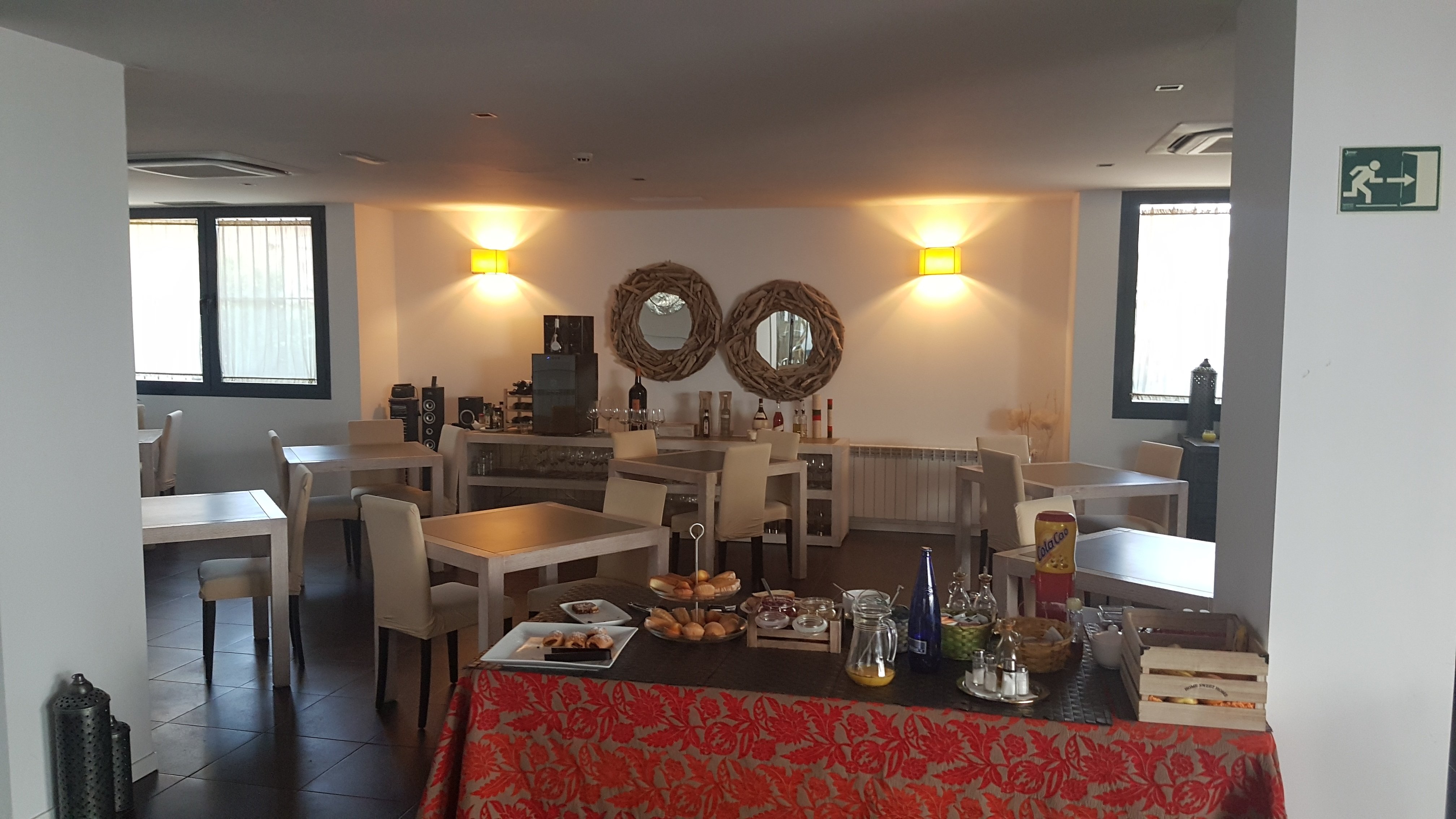 Hospedium Hotel Convento Santa Ana-餐饮