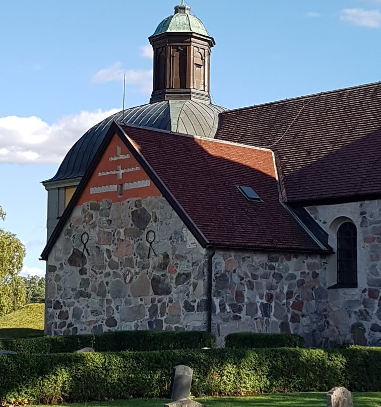 Lovo kyrka景点图片
