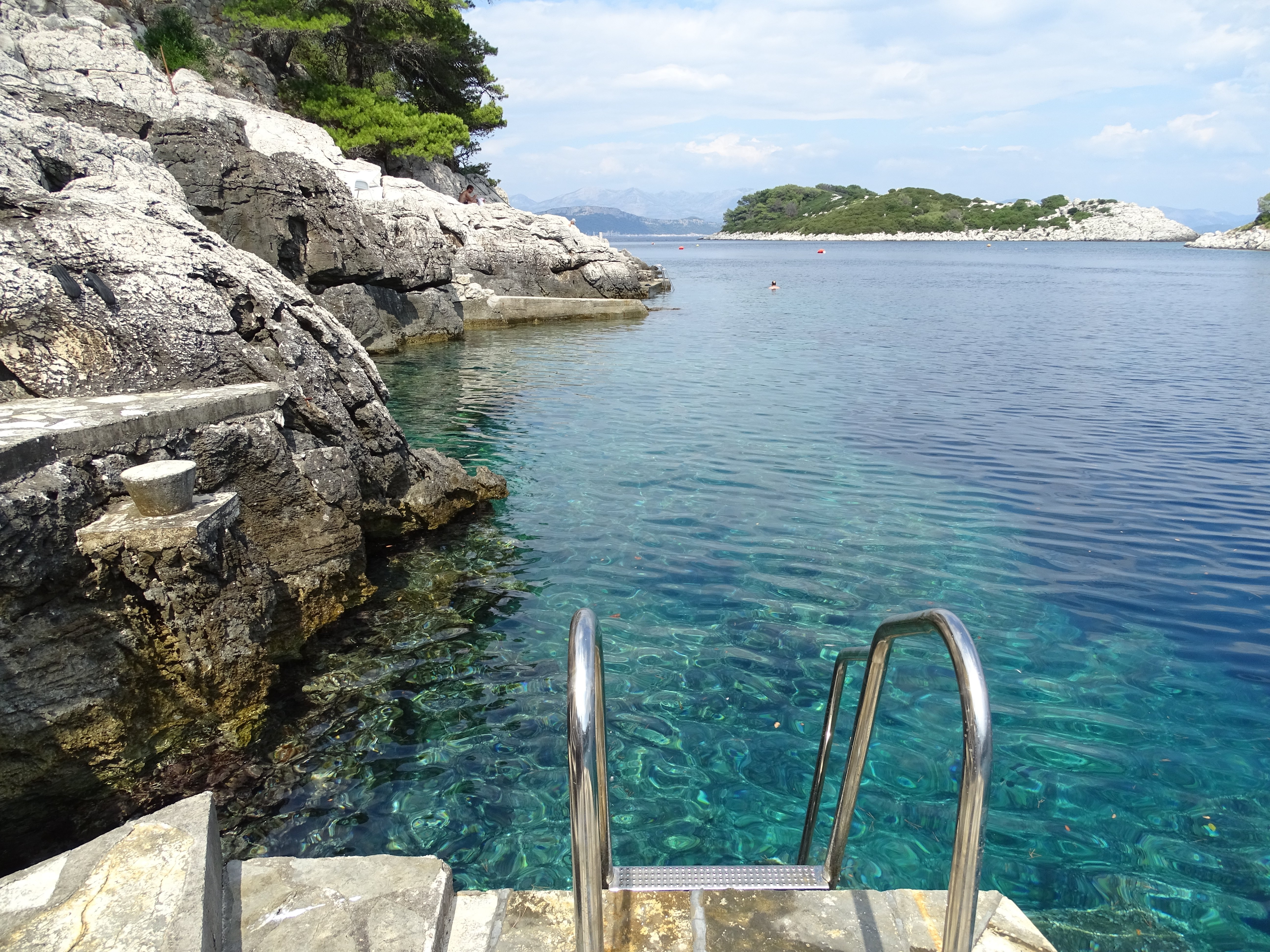 Villa Mirosa Restaurant & Pansion-泳池
