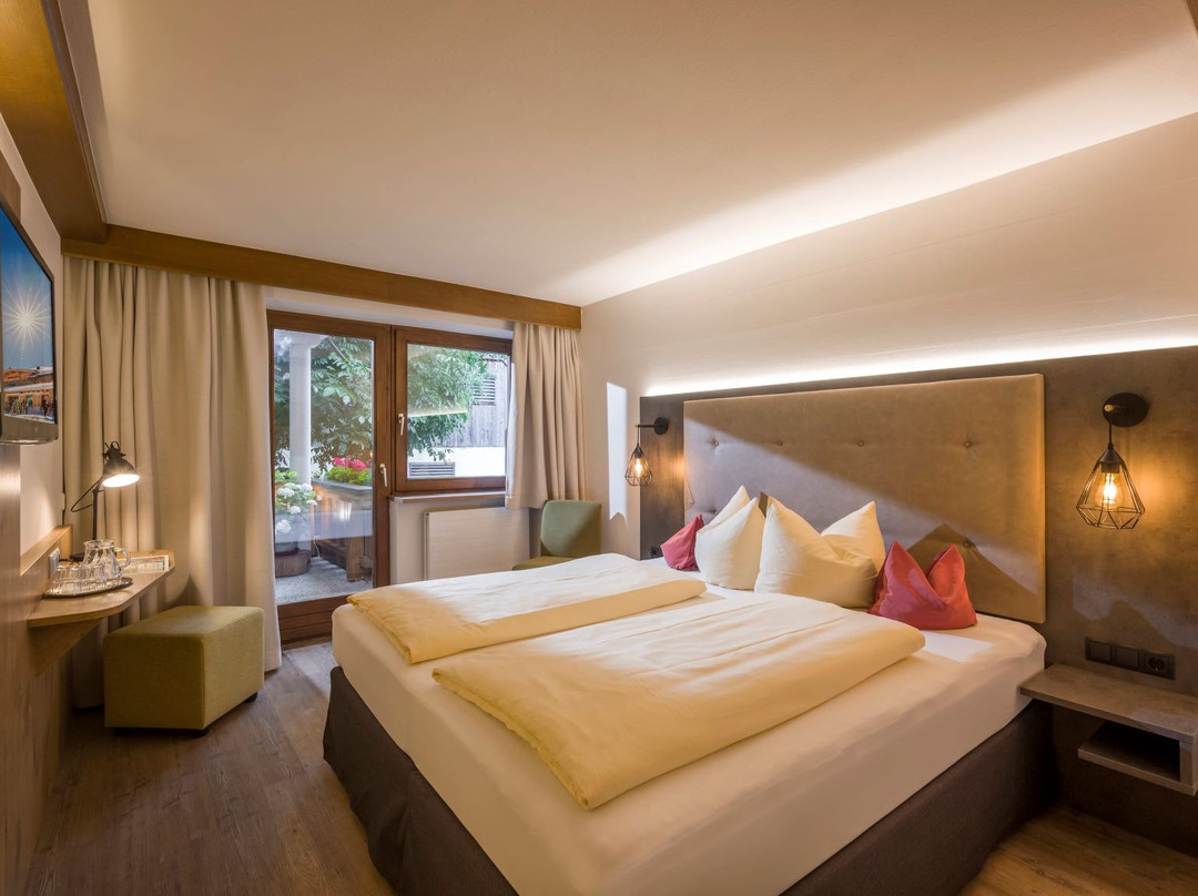 La Pasta Hotel Restaurant主图