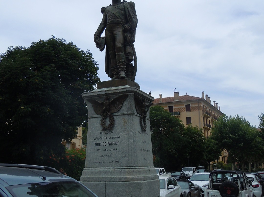 Monument au Duc de Paddoue景点图片