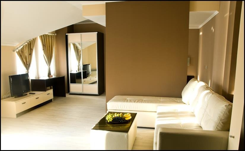Hotel Leder主图