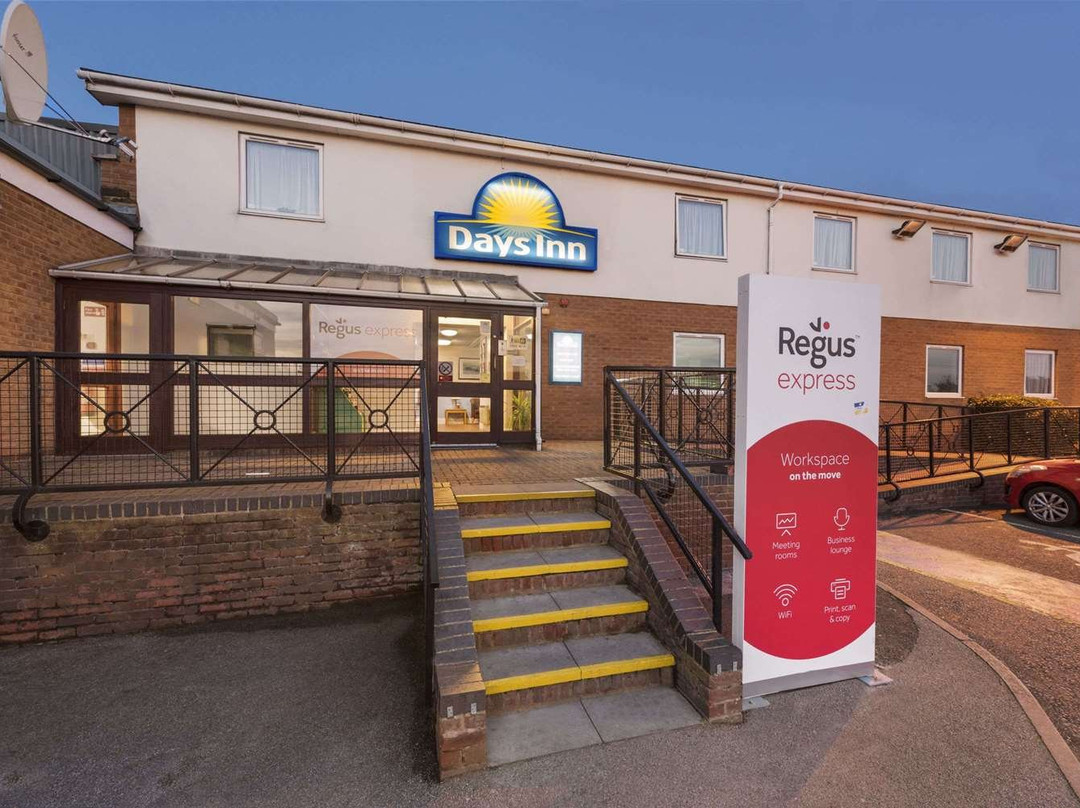 Days Inn by Wyndham Watford Gap主图