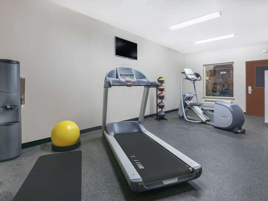 Days Inn by Wyndham Dilley主图