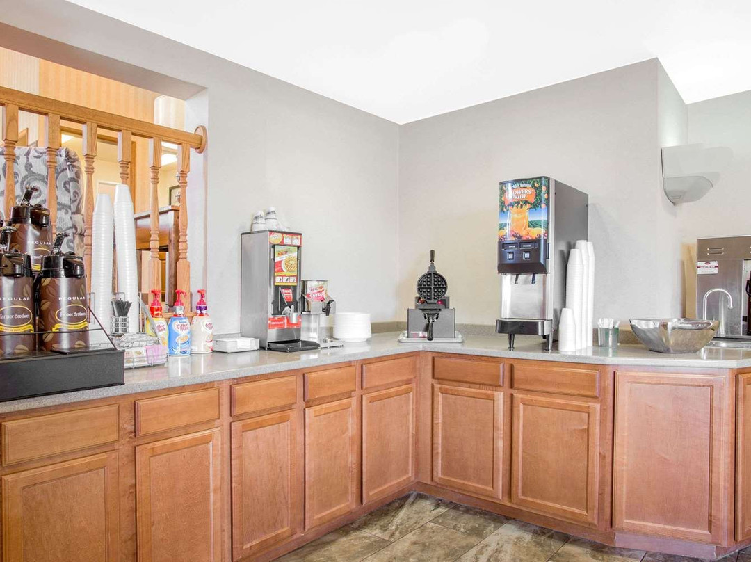 Super 8 by Wyndham Havre主图