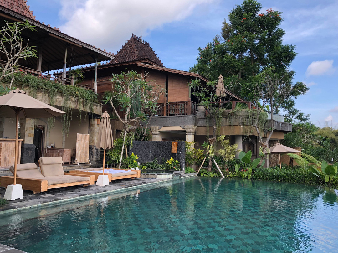 Pramana Watu Kurung主图