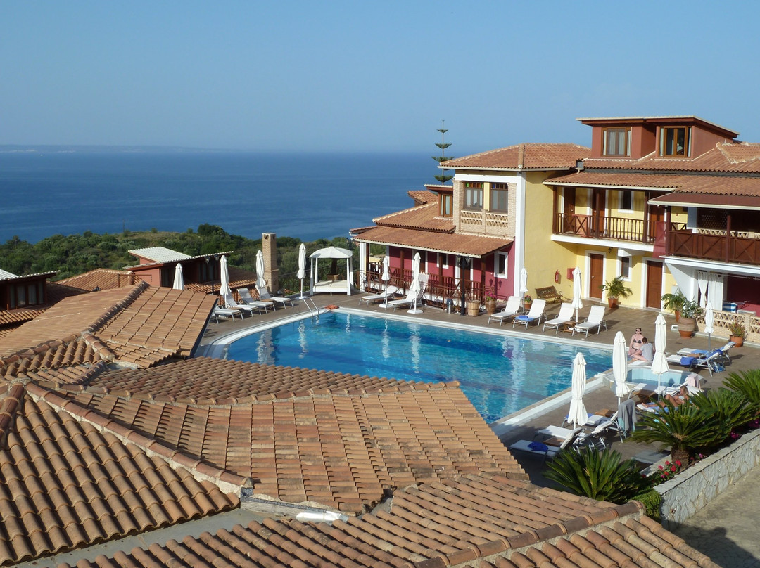 Sea View Village主图