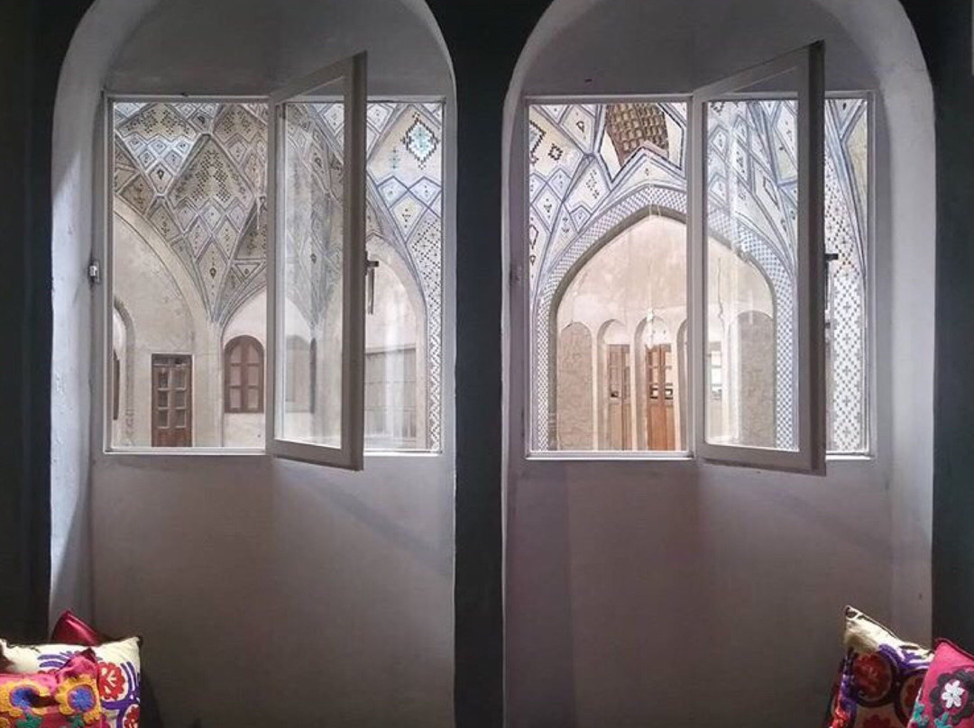 Zhee Showroom-卡尚必去景点