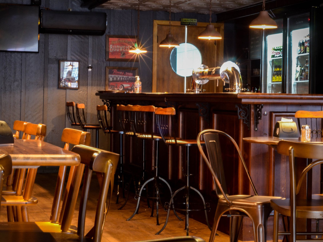 Tapejara餐馆和美食-Harp Pub