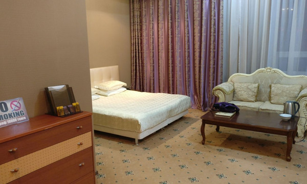 Aidana Plaza Hotel主图