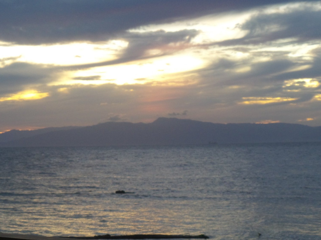 Matutinao Beach & Cottages主图