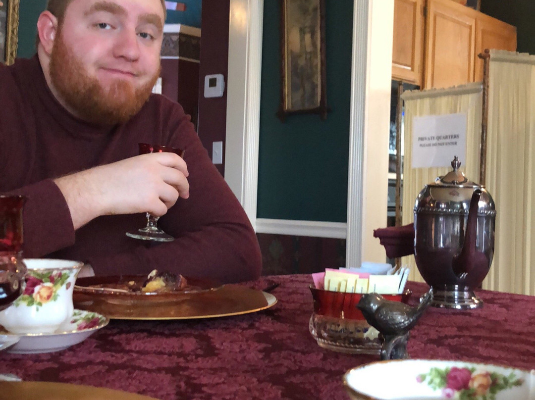 The Victorian Lady主图