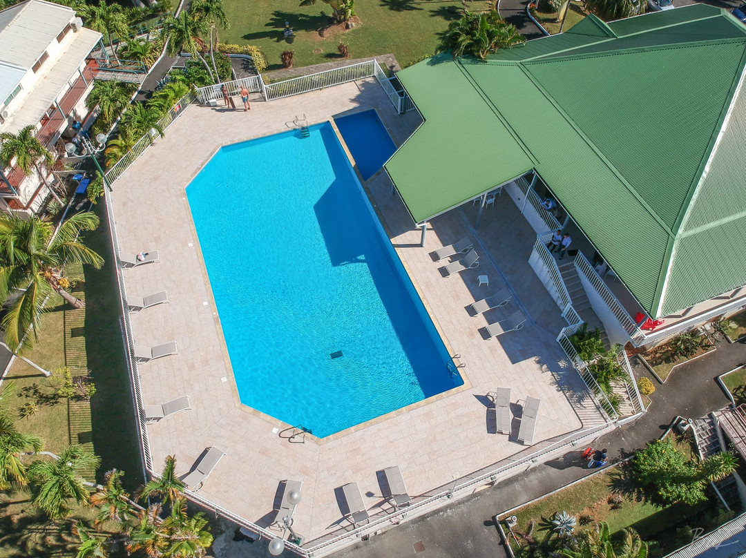 Les Abymes酒店住宿-Hotel Village Soleil