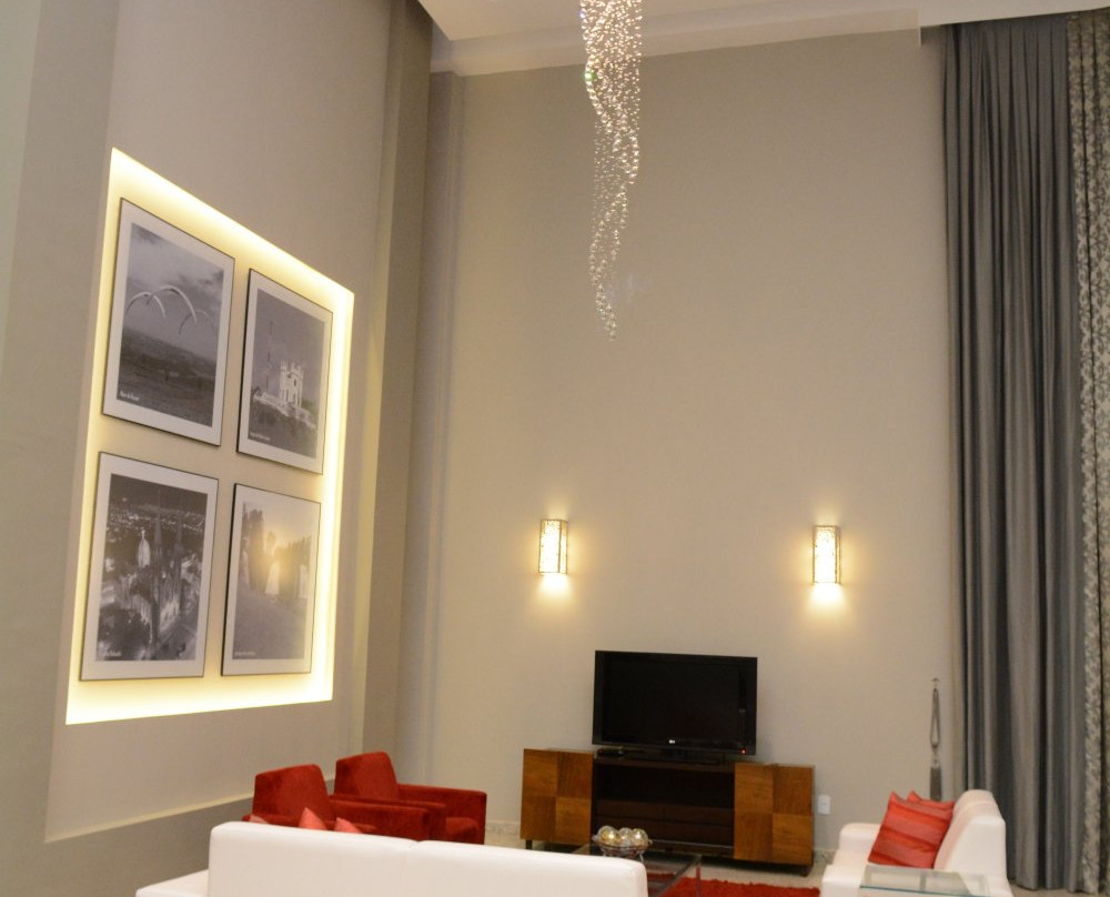 Excellence Plaza Hotel主图