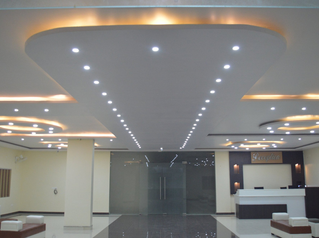 Hotel Mariya International