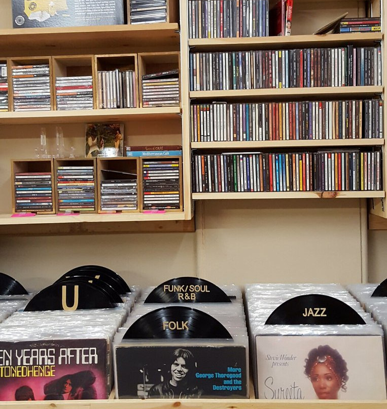 Beggars Banquets Books-加纳诺克必去景点