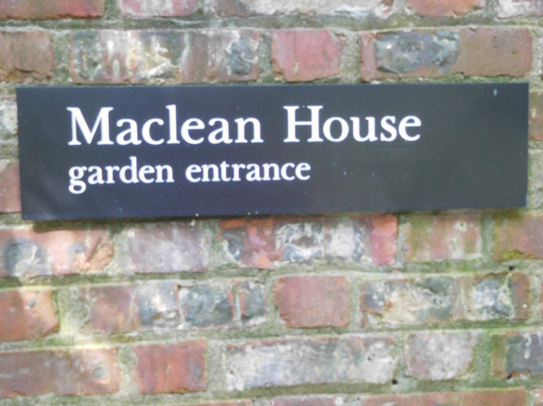 Maclean House景点图片