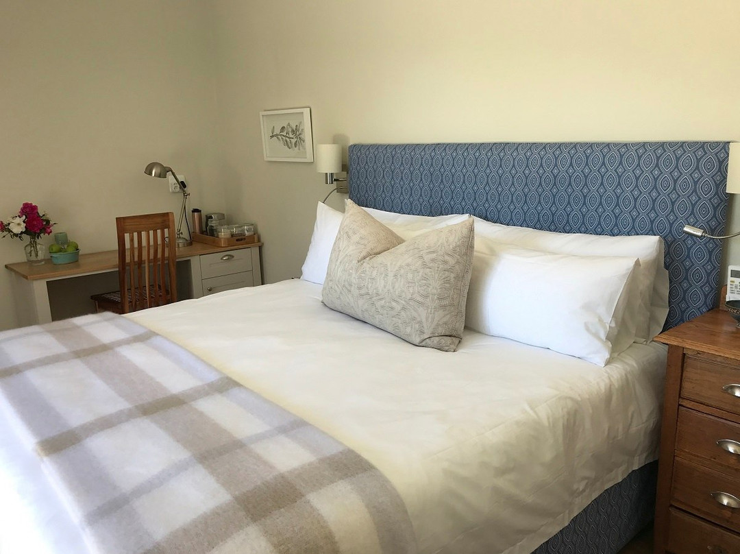 格拉罕镇酒店住宿-Cornerstone Manor