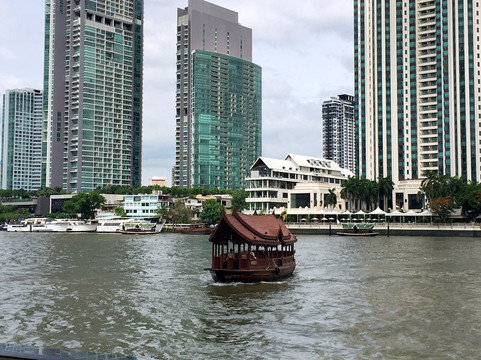 曼谷文华东方酒店主图