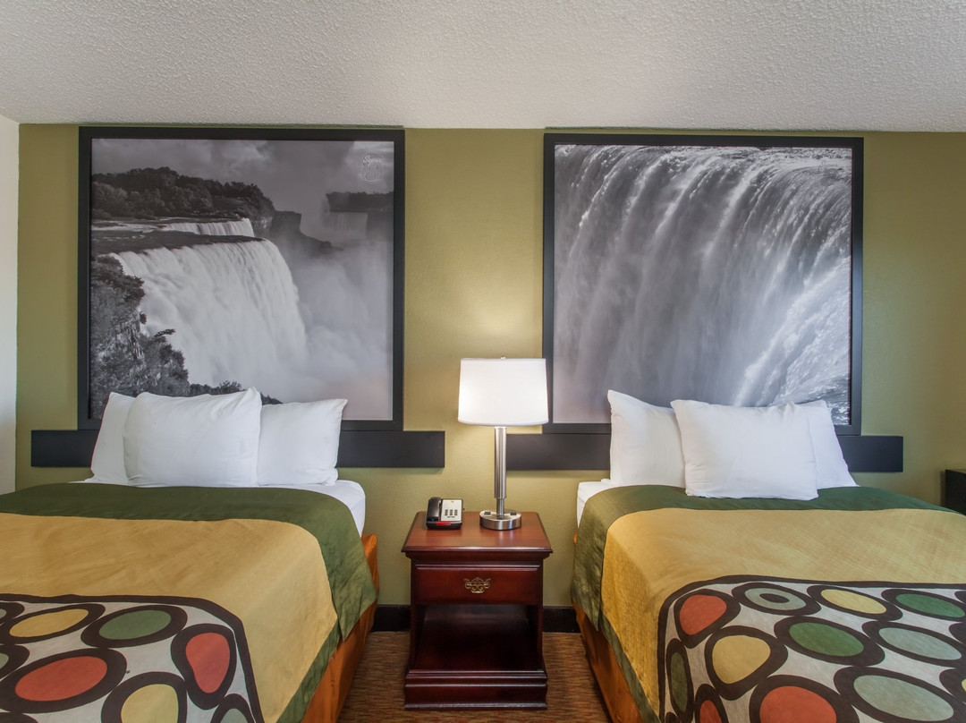 Super 8 by Wyndham Hamburg