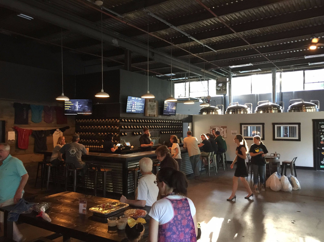 Brewery Legitimus-New Hartford必去景点